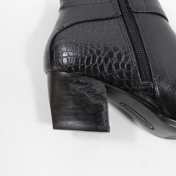 Baretraps Women's Lane Block Heel Ankle Boot - Black 6.5 - Picture 4 of 5